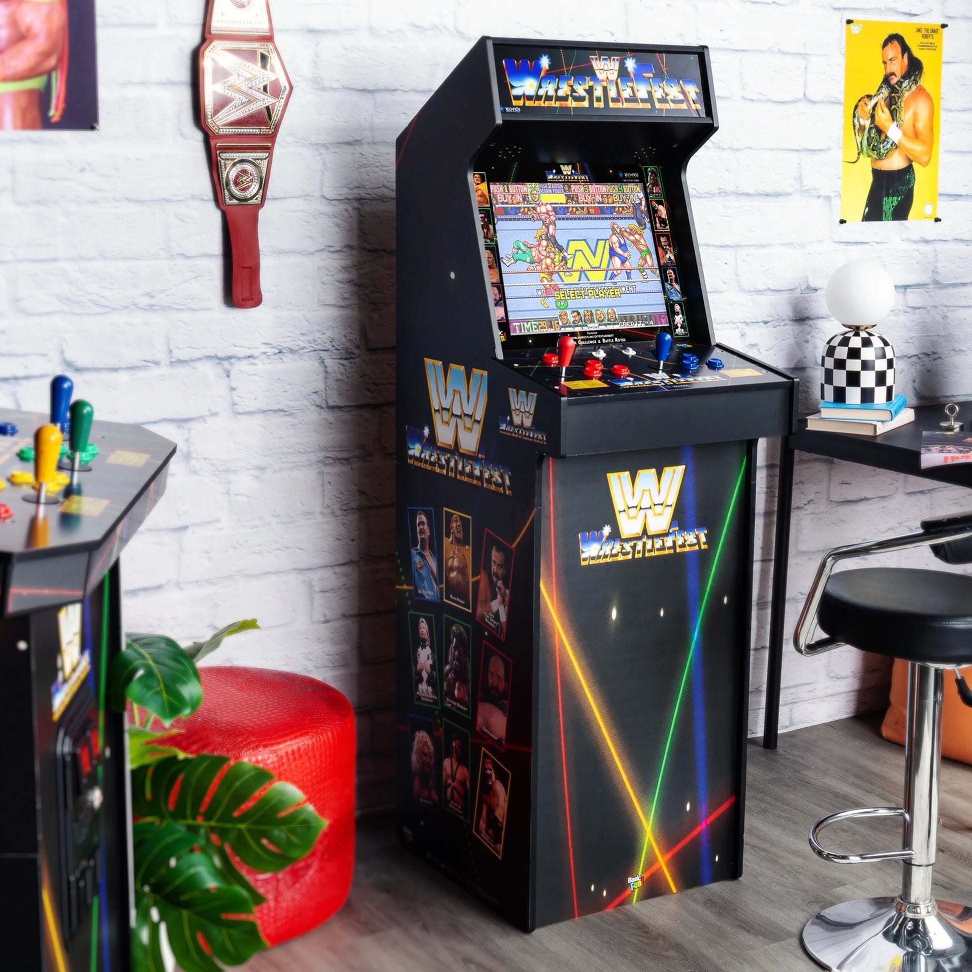Arcade Classics WWE Ultra Series Game Machine with 17" Liquid Crystal Screen & 5 Games